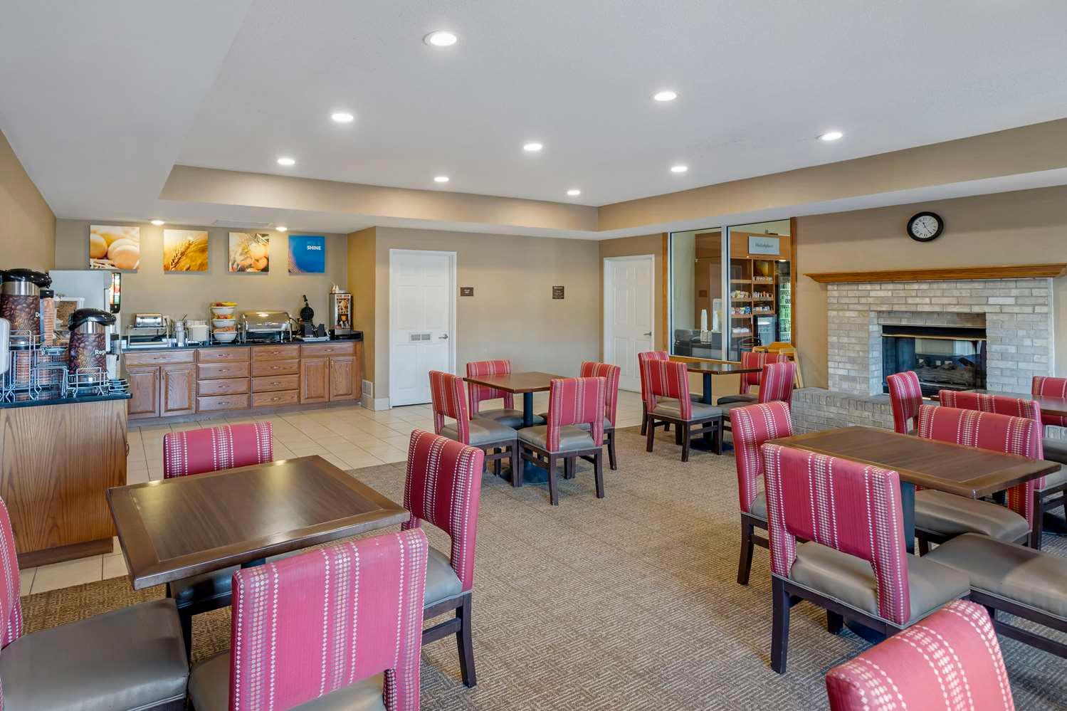 restaurant cafeteria