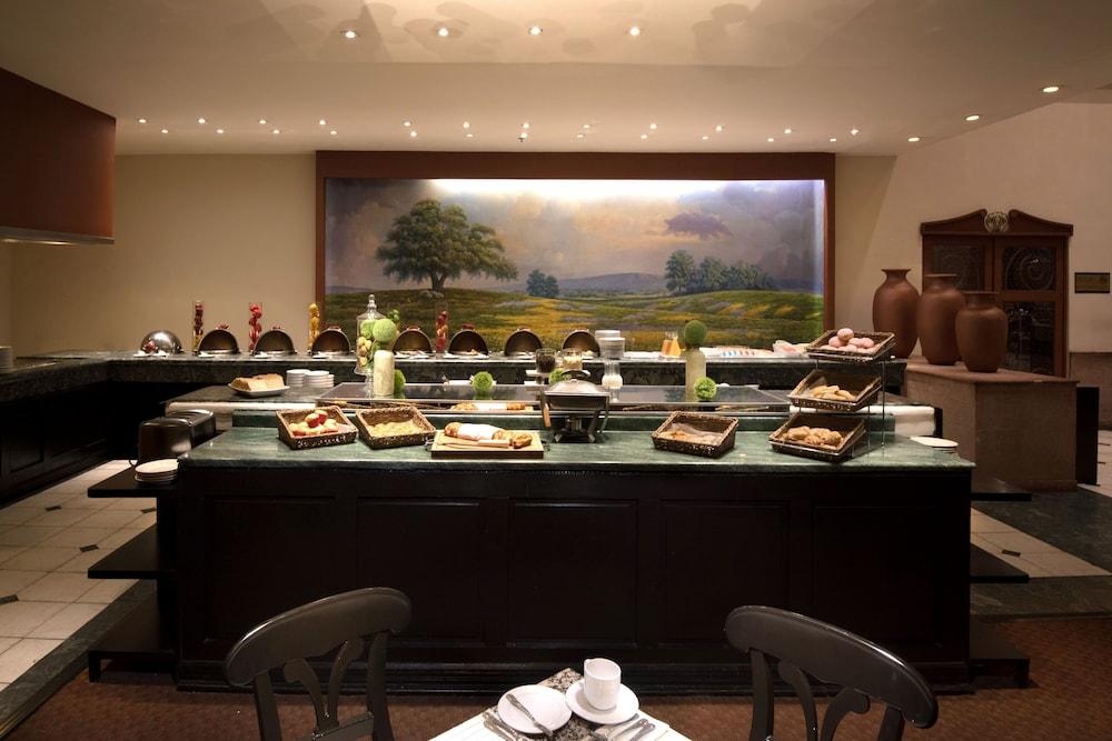 restaurant-cafeteria