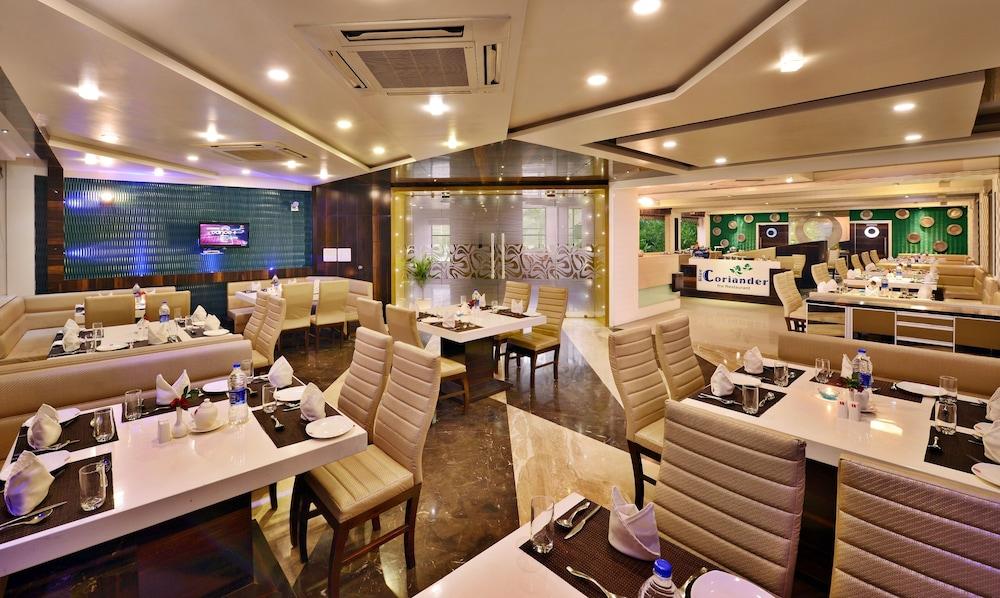 restaurant cafeteria