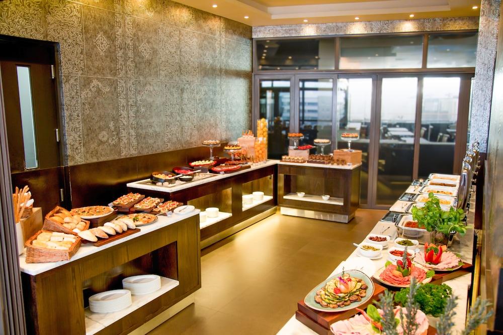 restaurant-cafeteria