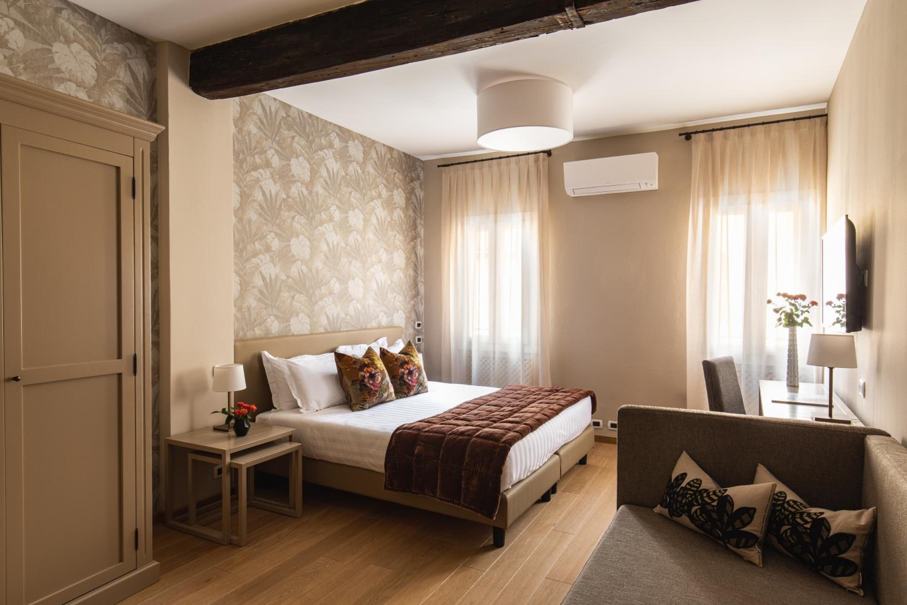 rooms