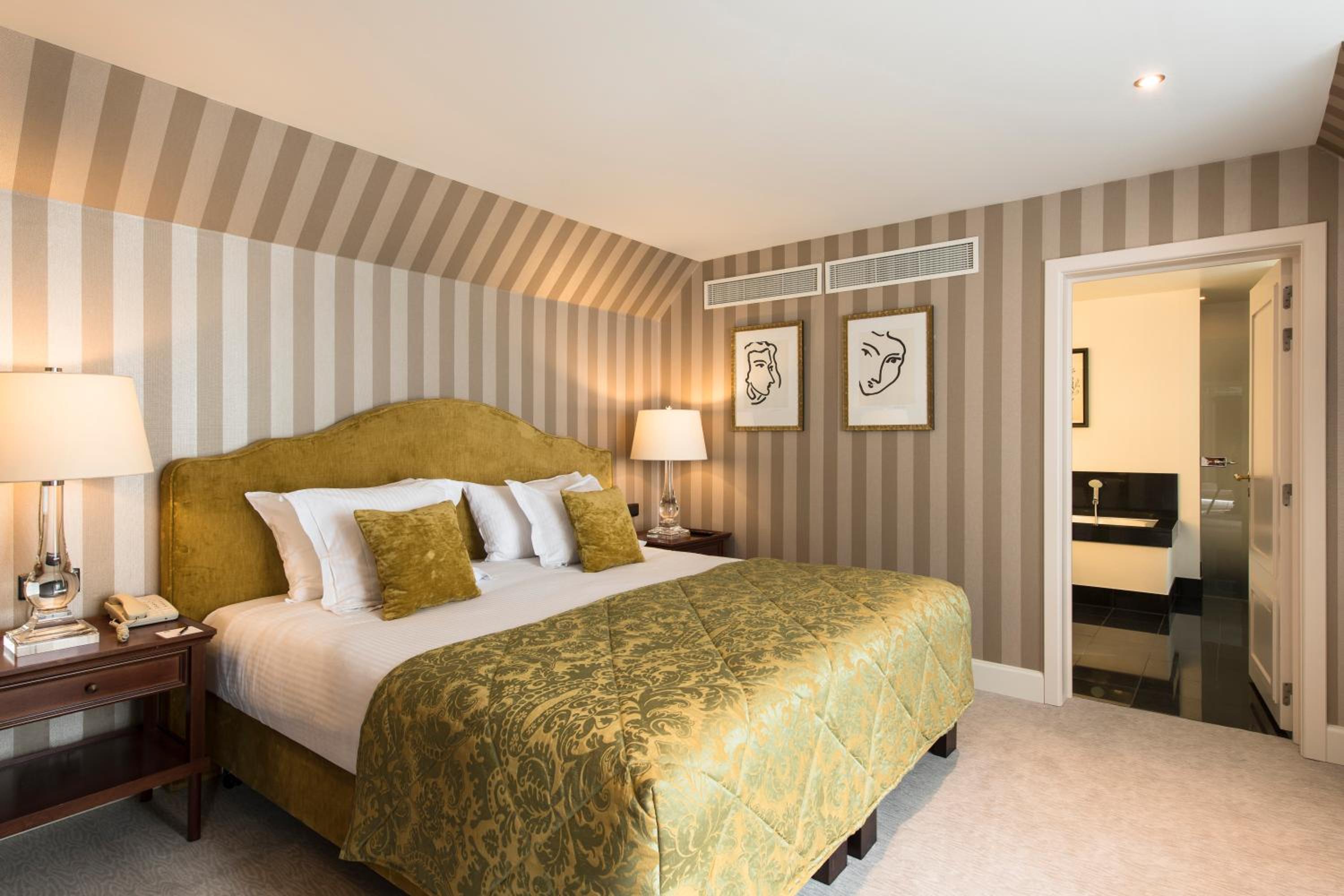 rooms