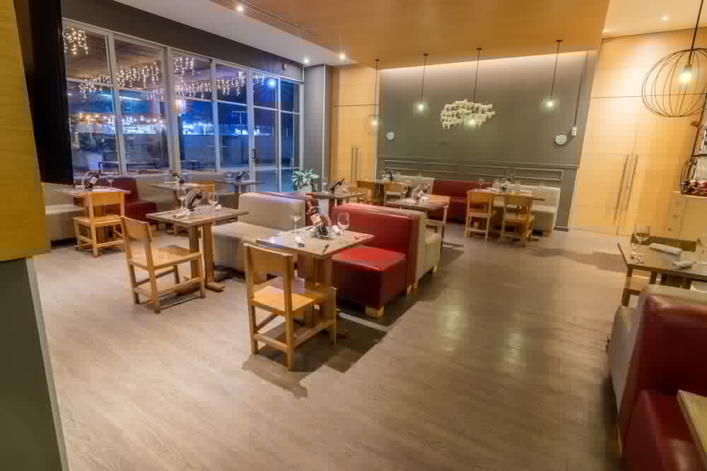 restaurant-cafeteria