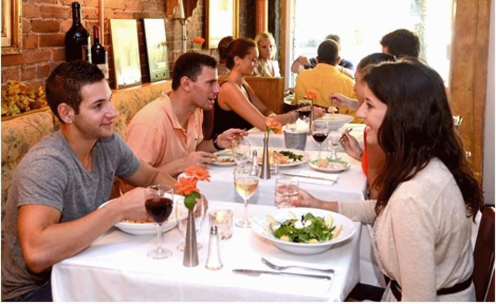 restaurant cafeteria