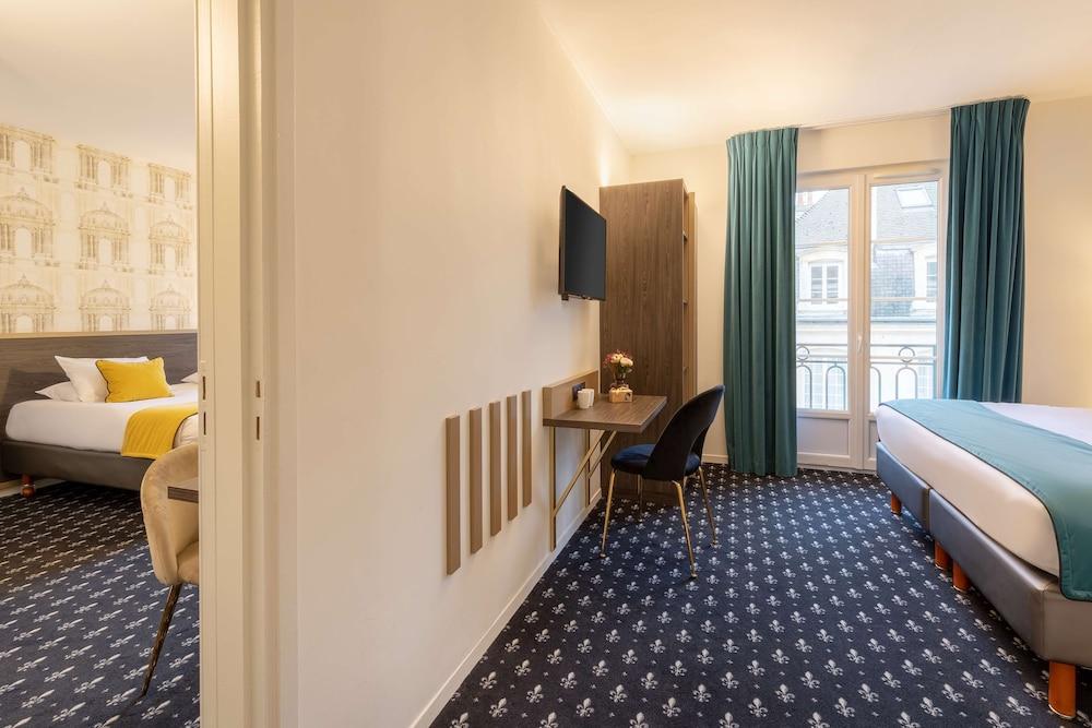 rooms