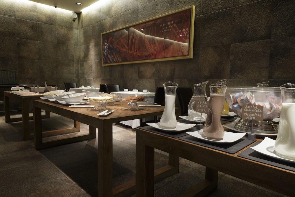 restaurant-cafeteria