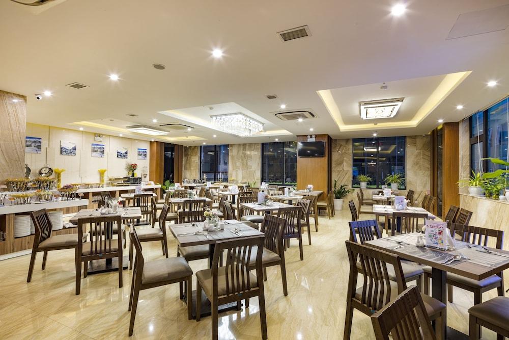 restaurant-cafeteria