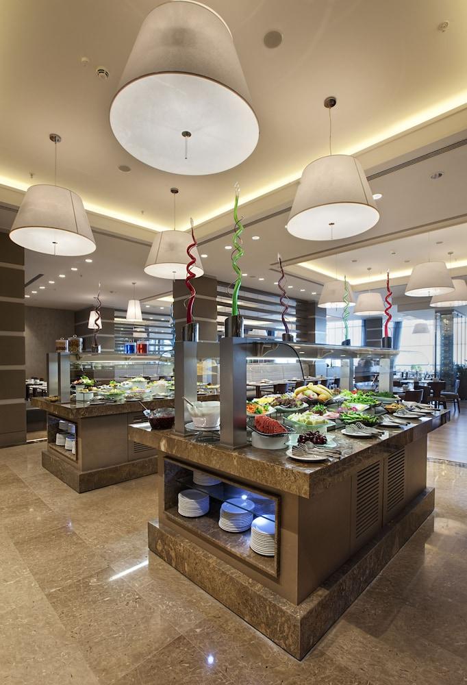 restaurant-cafeteria