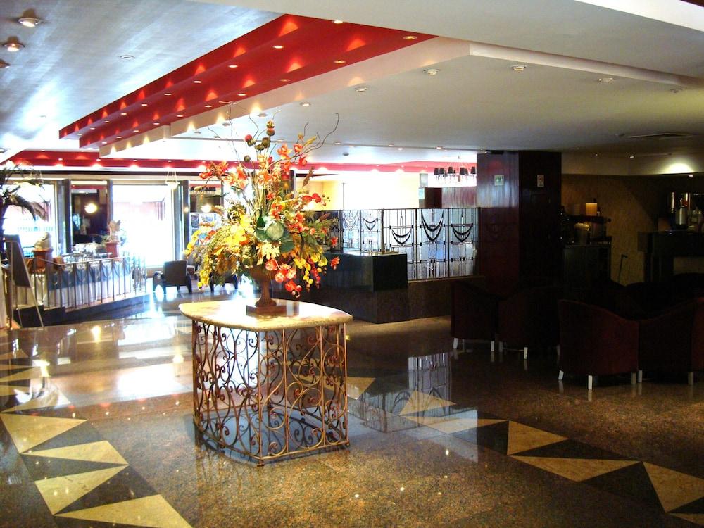 restaurant-cafeteria