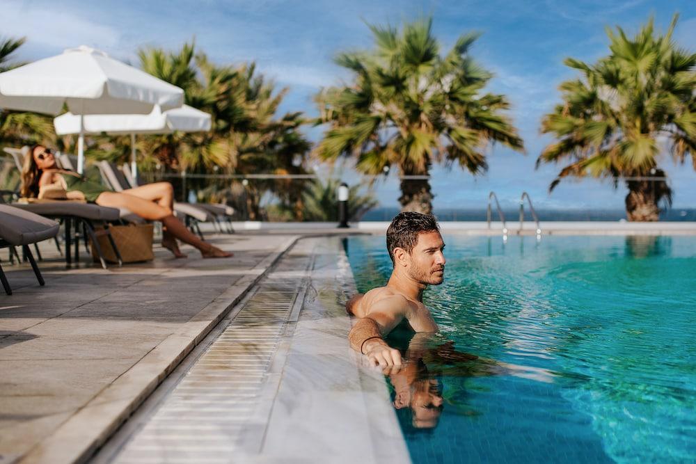swimming pool spa
