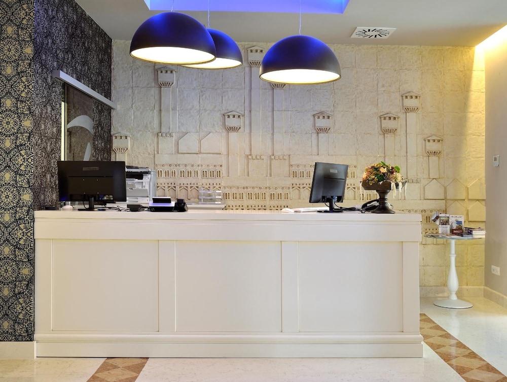 lobby