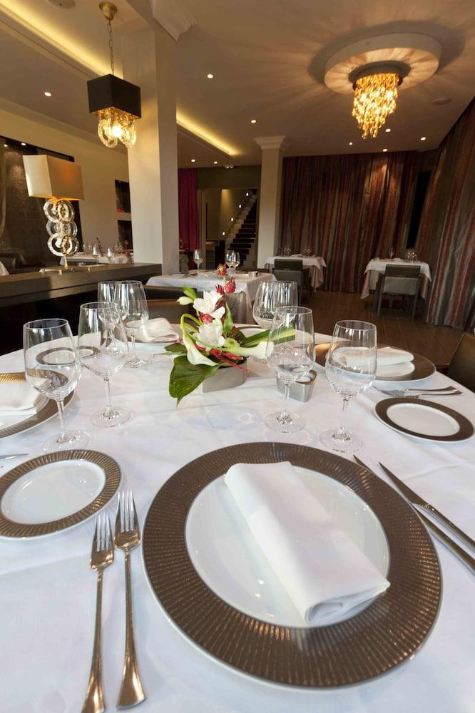 restaurant-cafeteria