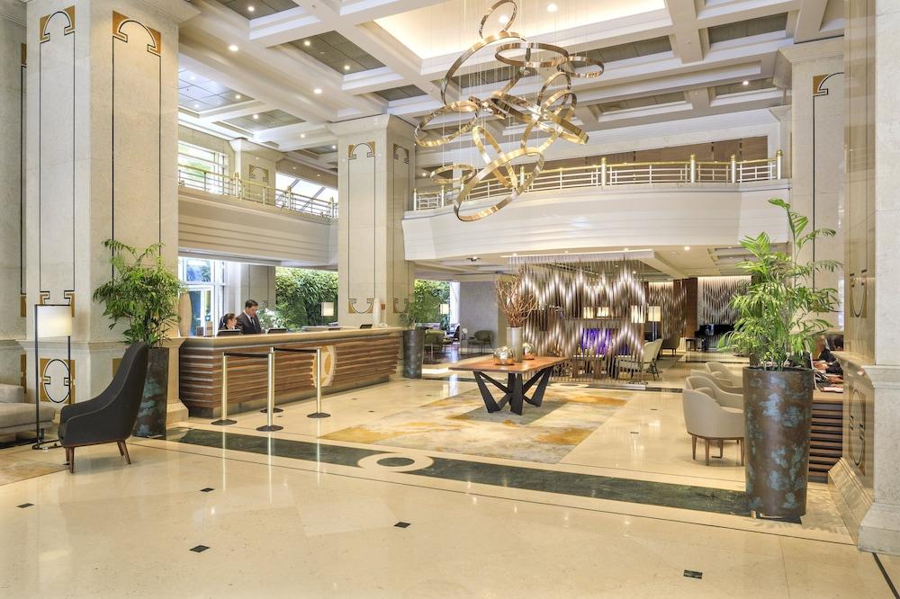 lobby