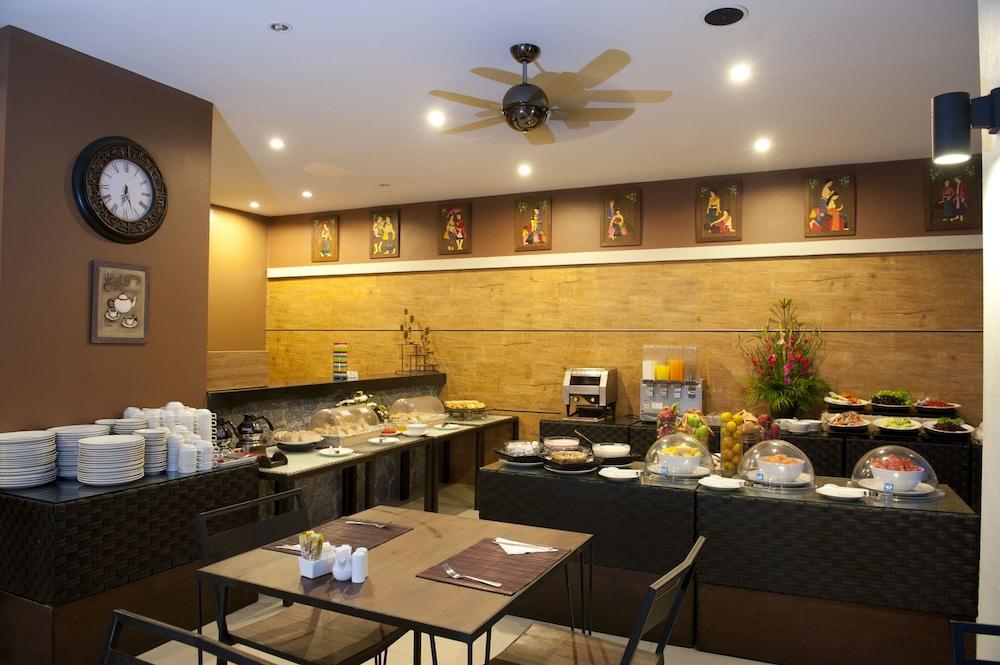 restaurant cafeteria