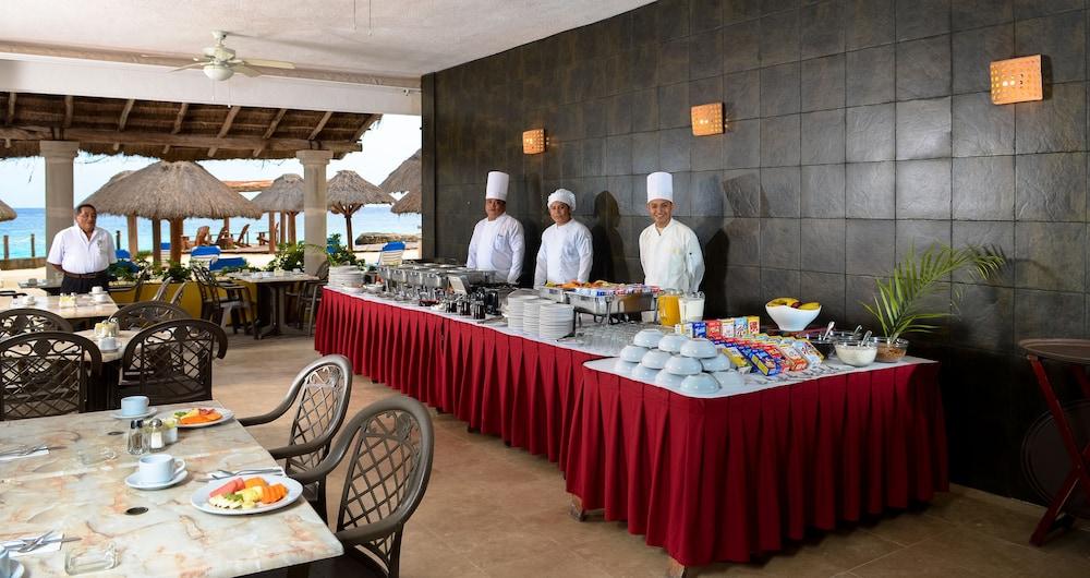 restaurant-cafeteria