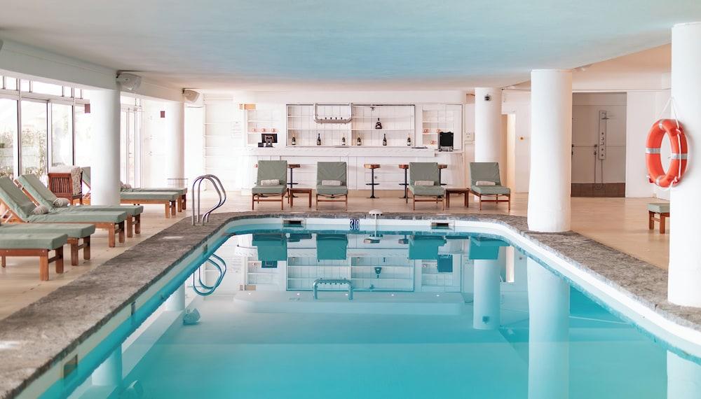 swimming pool spa