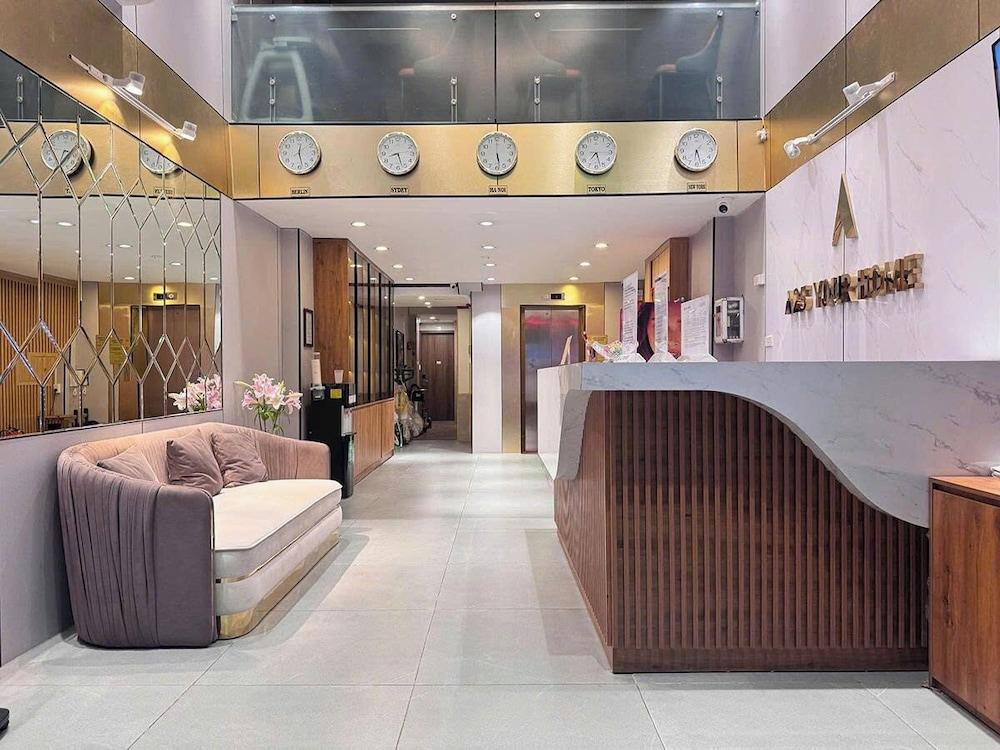 lobby