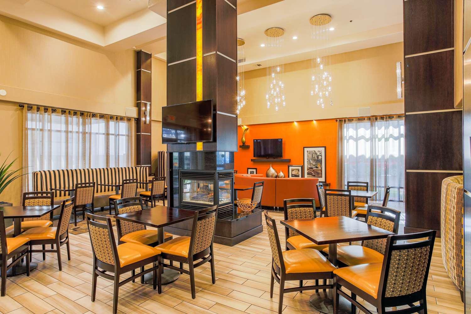 restaurant cafeteria