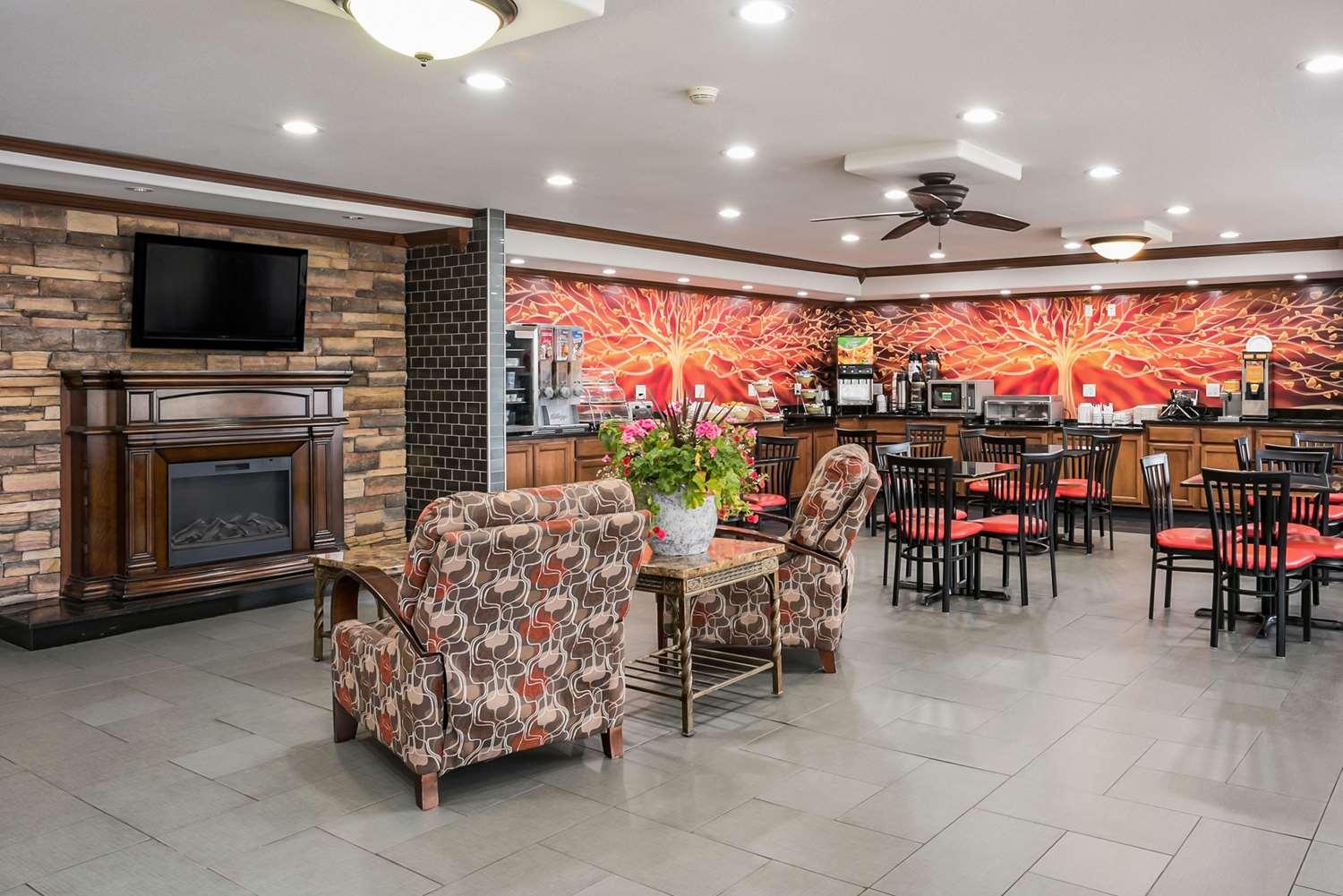 restaurant cafeteria