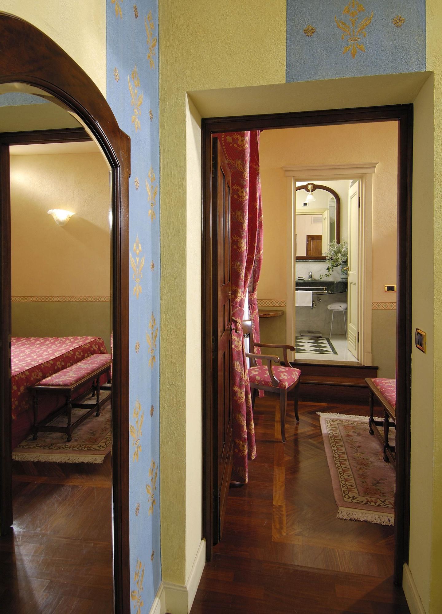 swimming pool spa