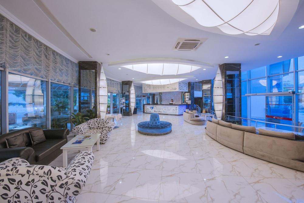 swimming pool spa
