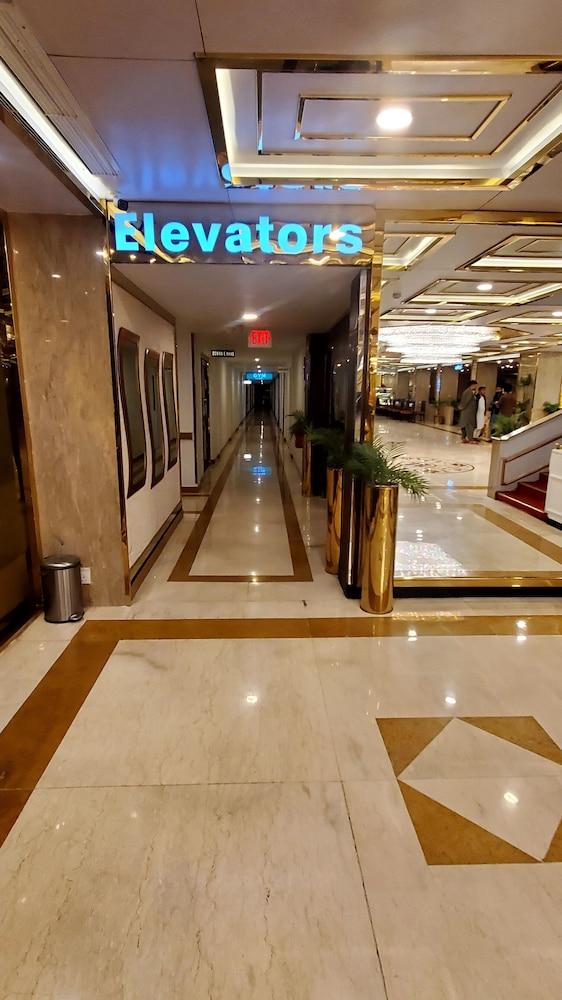 lobby