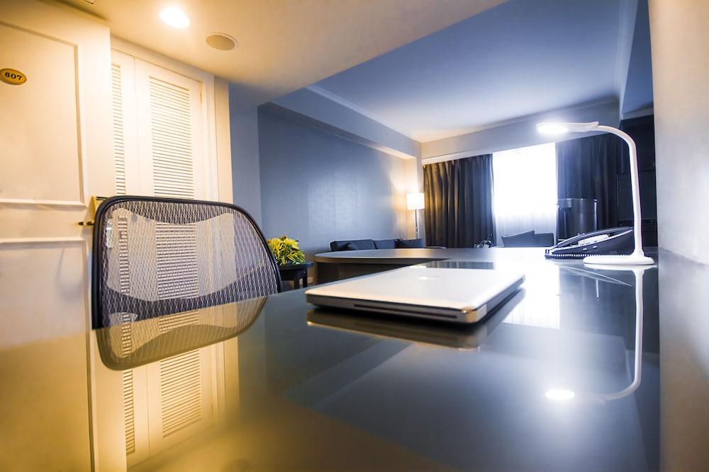 lounge