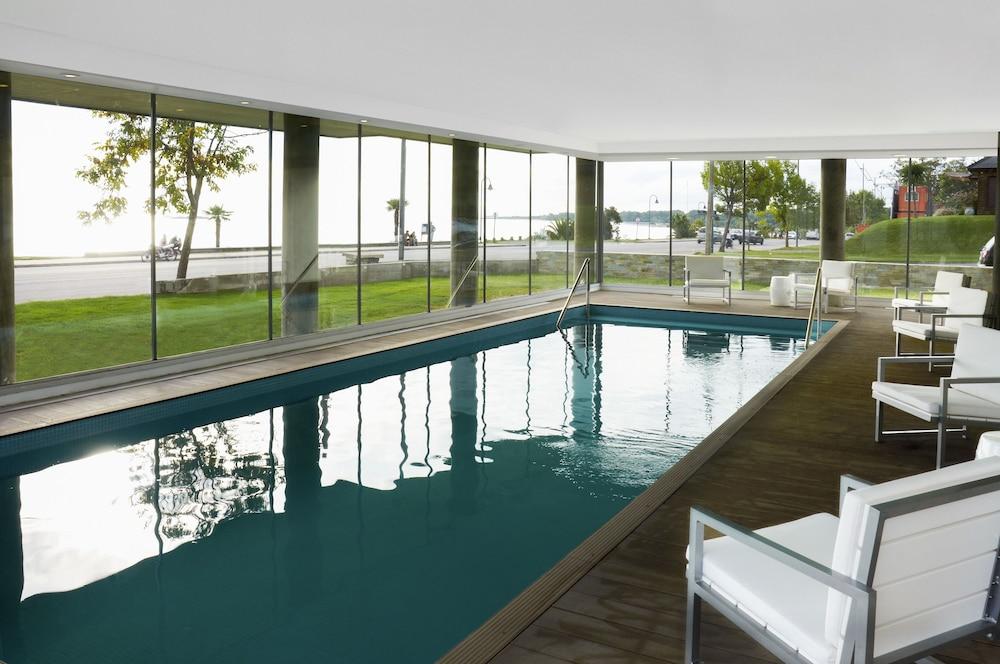 swimming pool spa