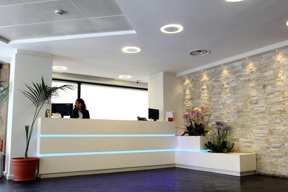lobby
