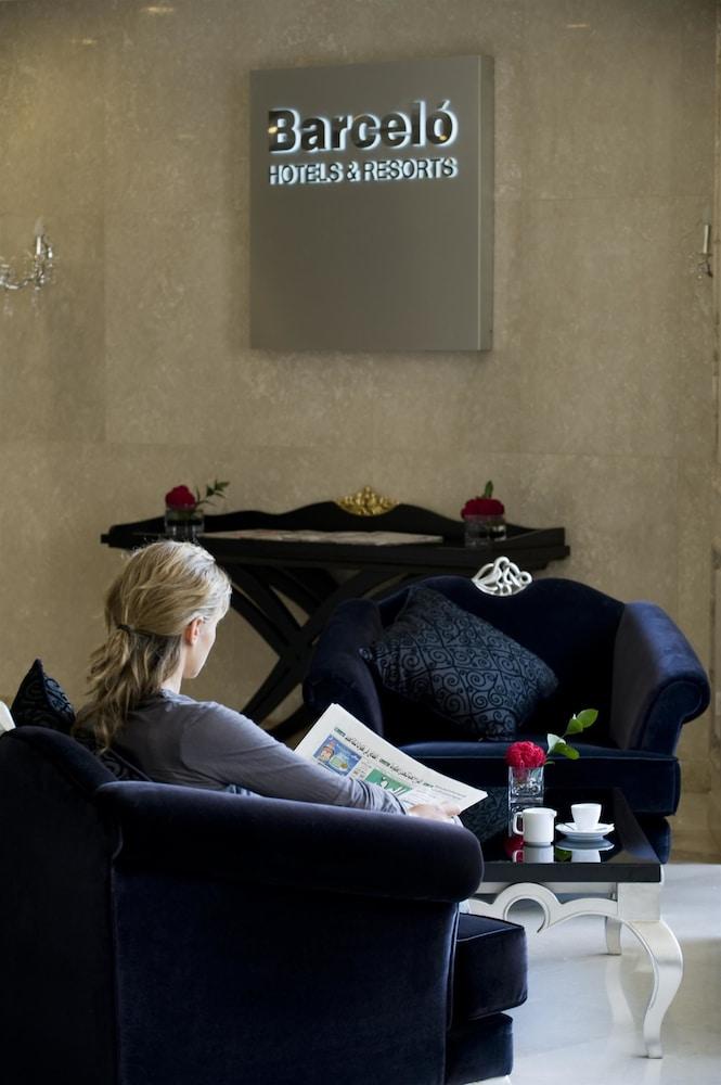 lobby