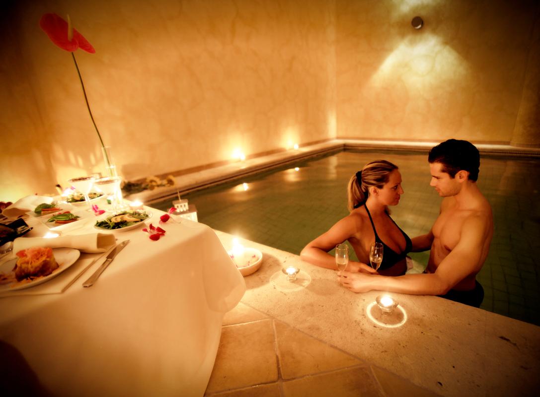 swimming pool spa