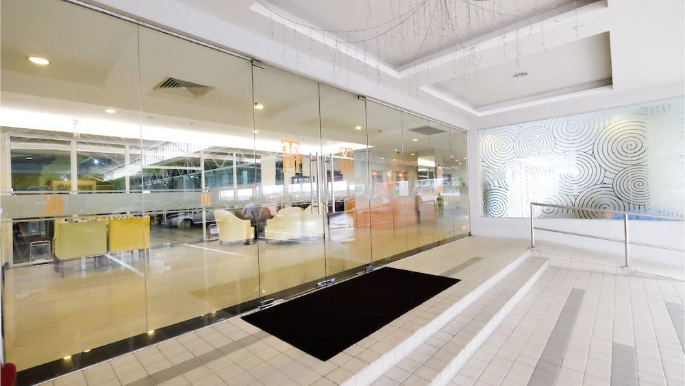lobby