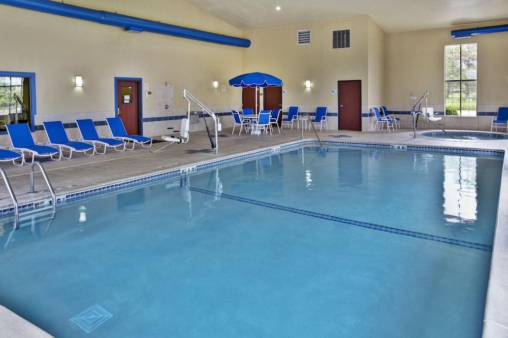 swimming pool spa