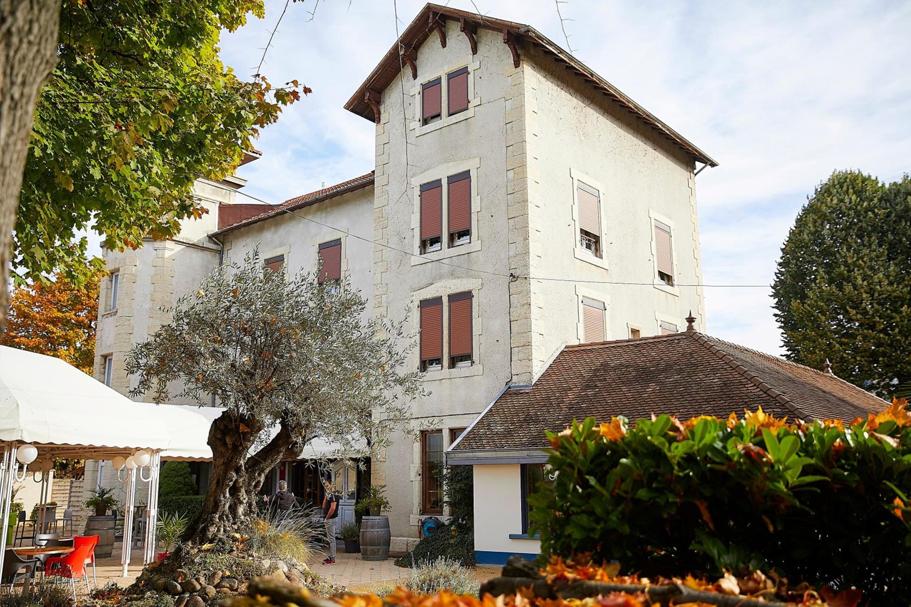 hotel