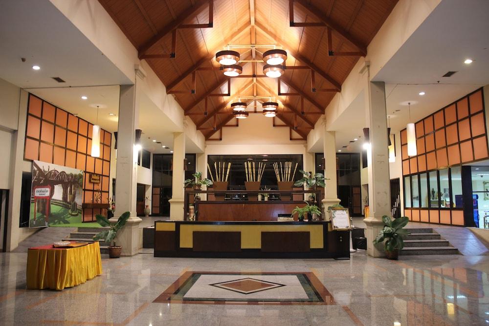 lobby