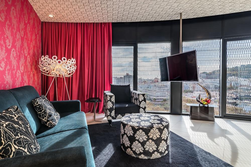 lounge