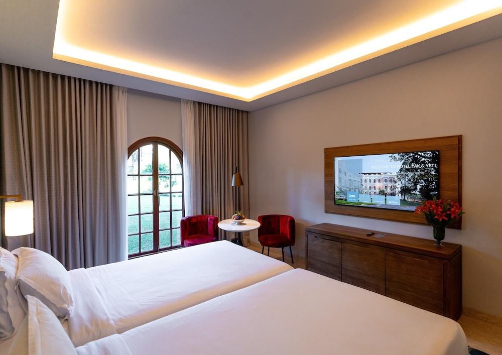 rooms