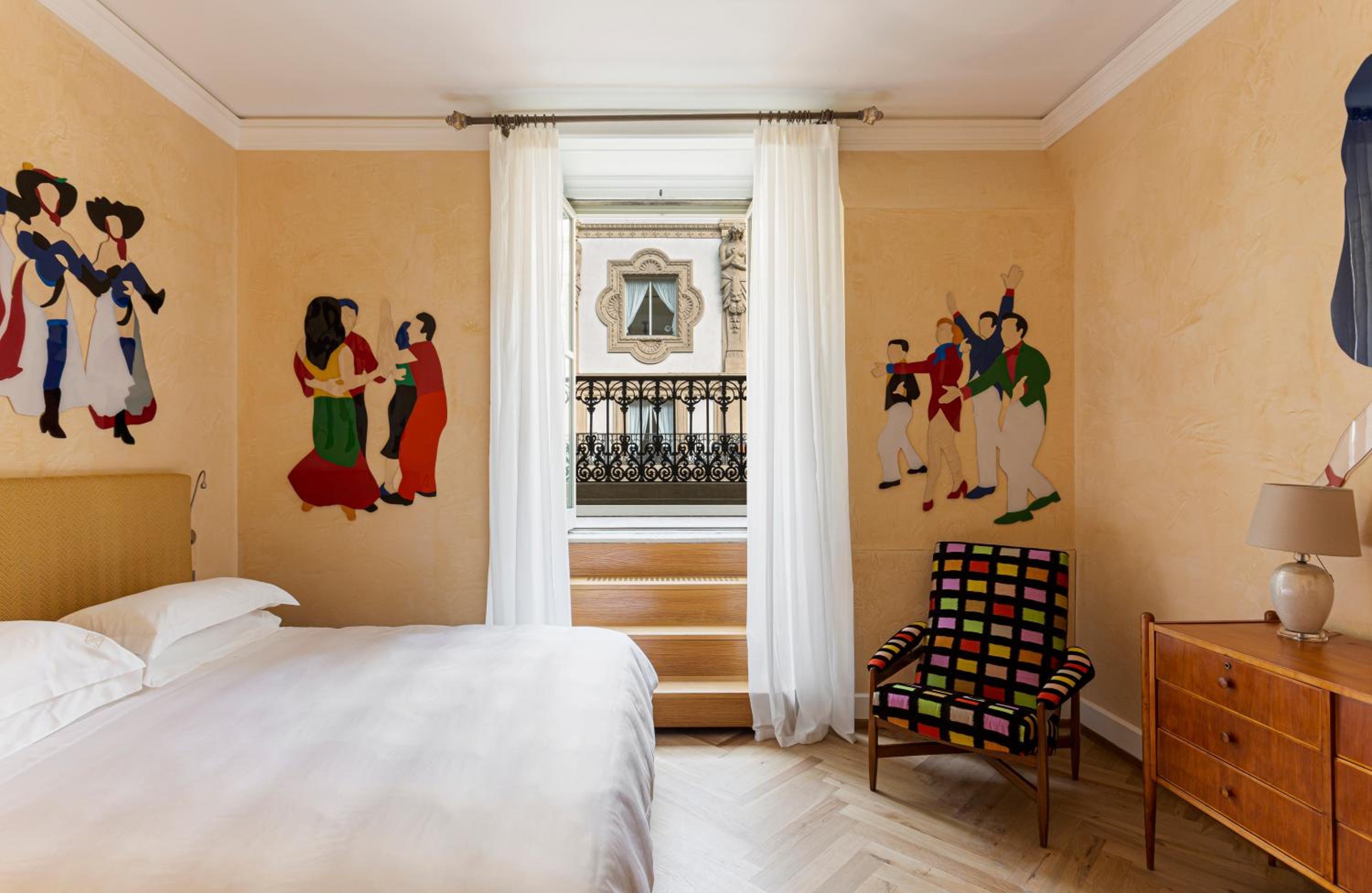 rooms