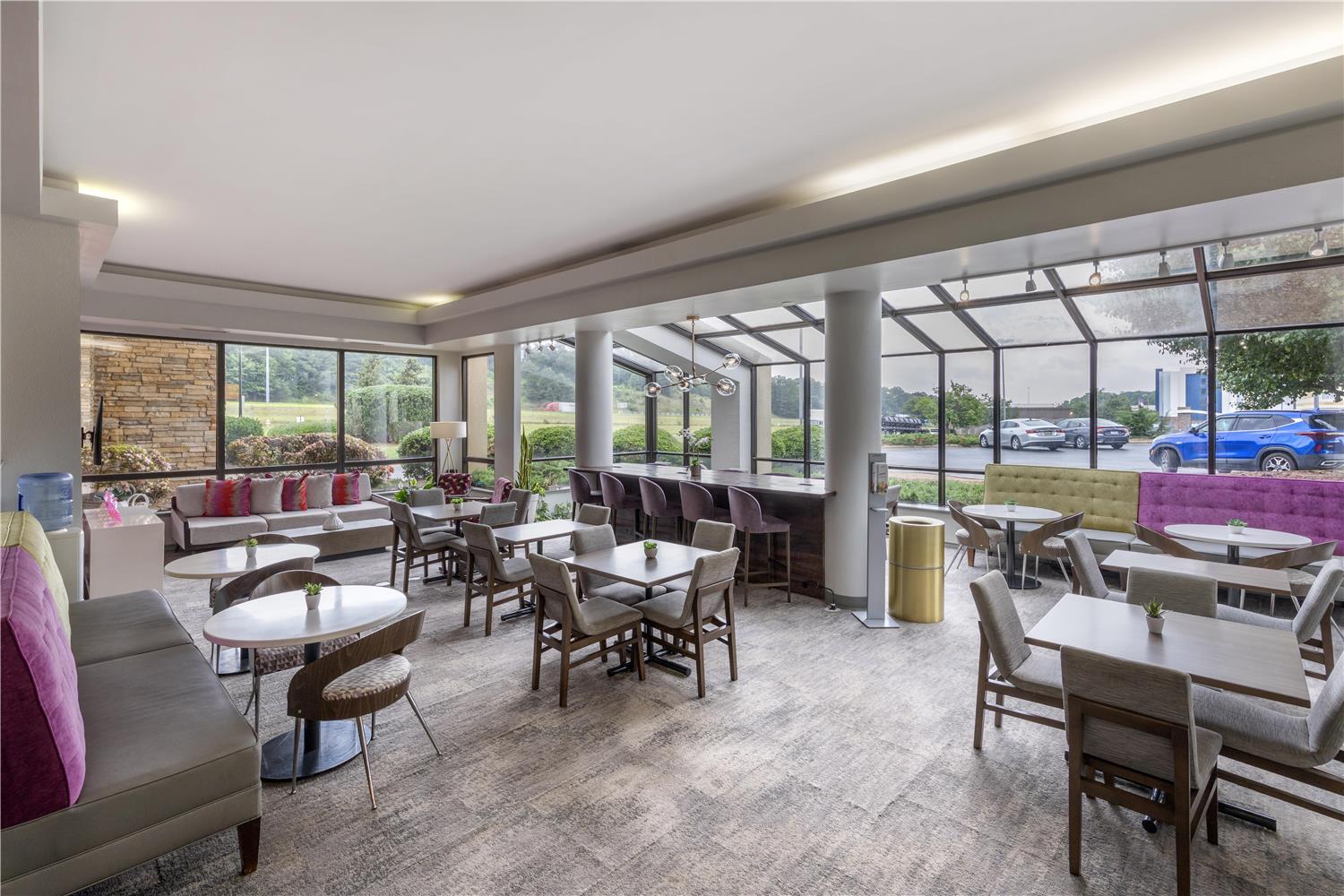 restaurant cafeteria