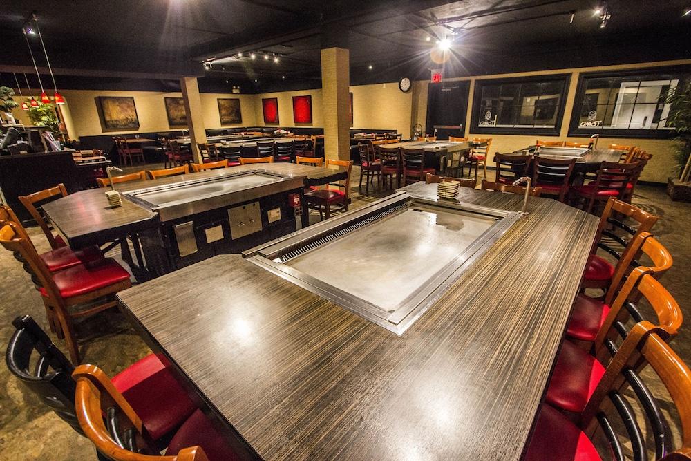 restaurant cafeteria