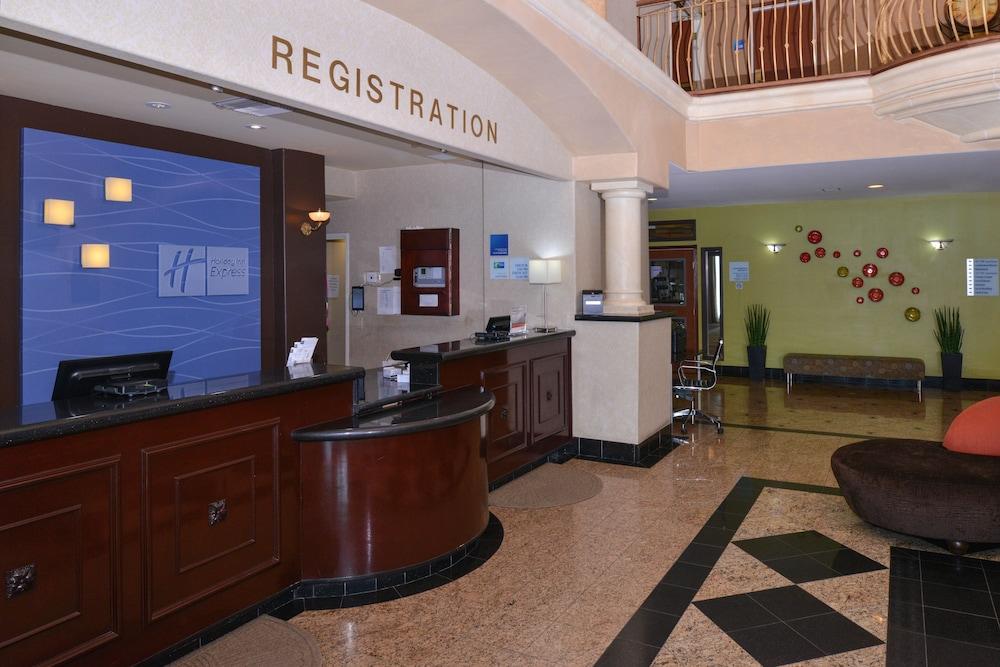 lobby
