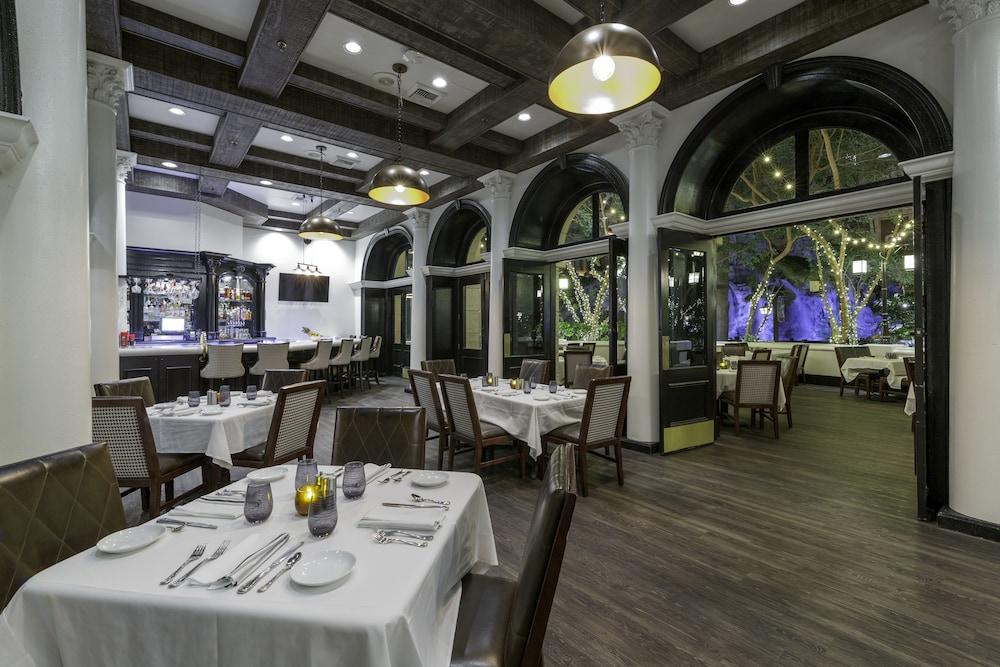restaurant cafeteria