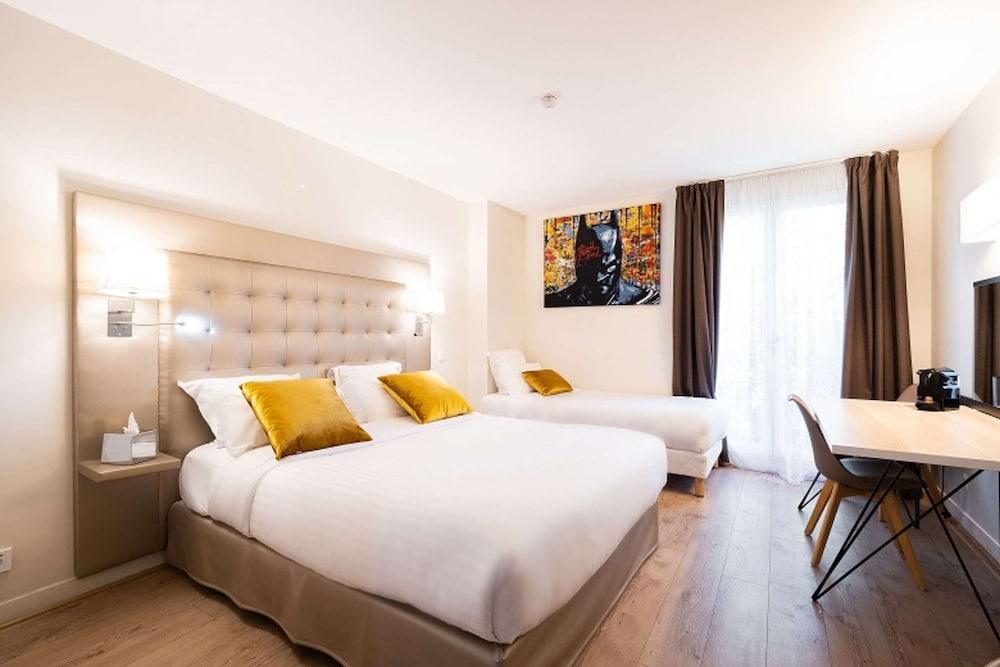 rooms