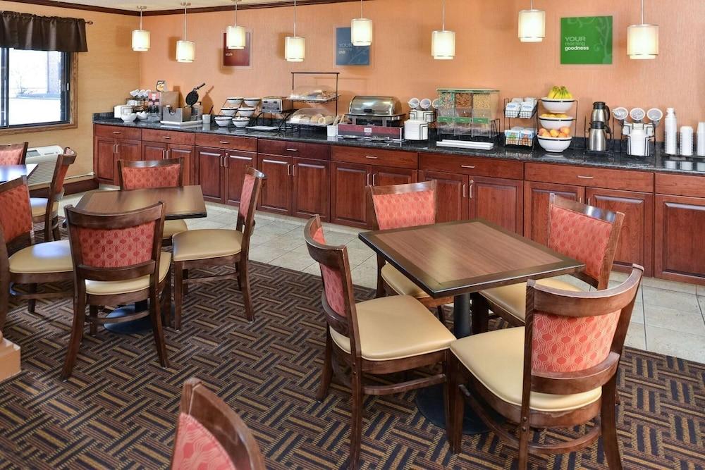 restaurant-cafeteria