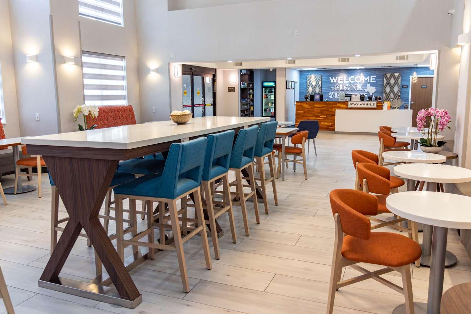 restaurant cafeteria