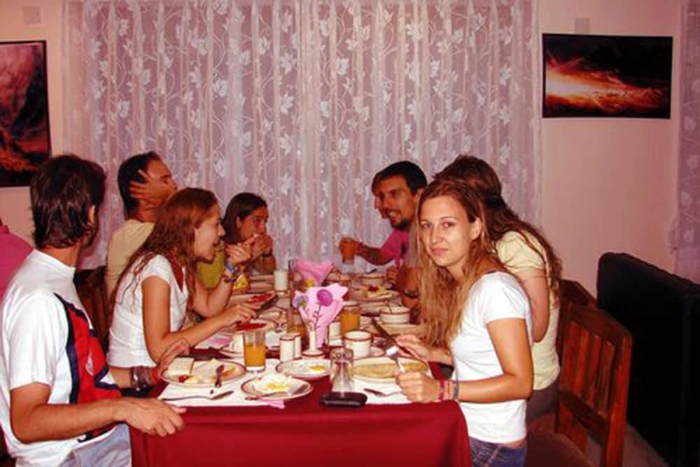 restaurant-cafeteria