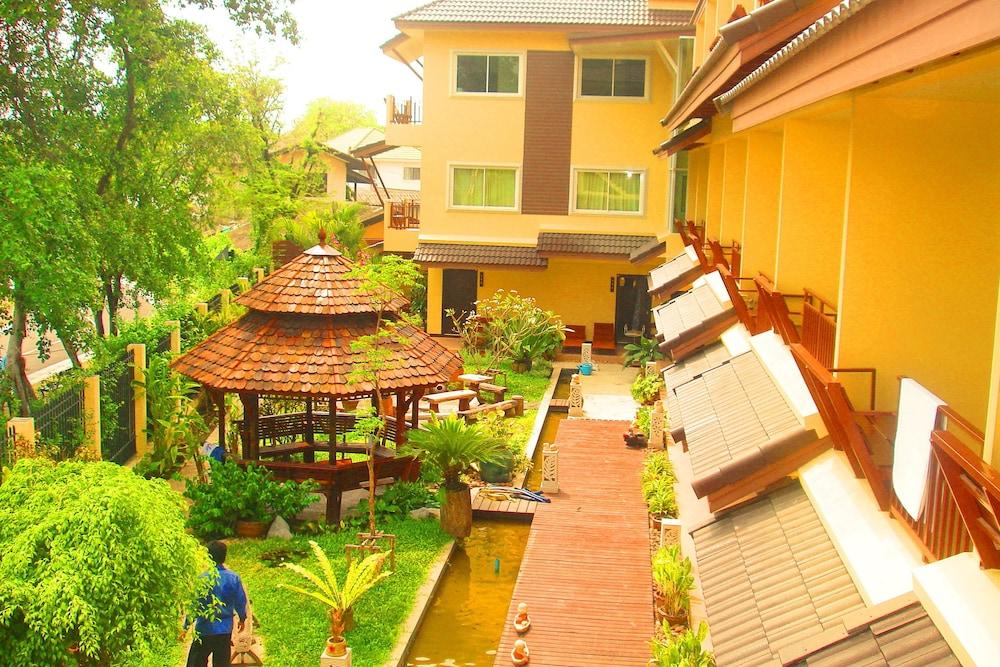 surroundings
