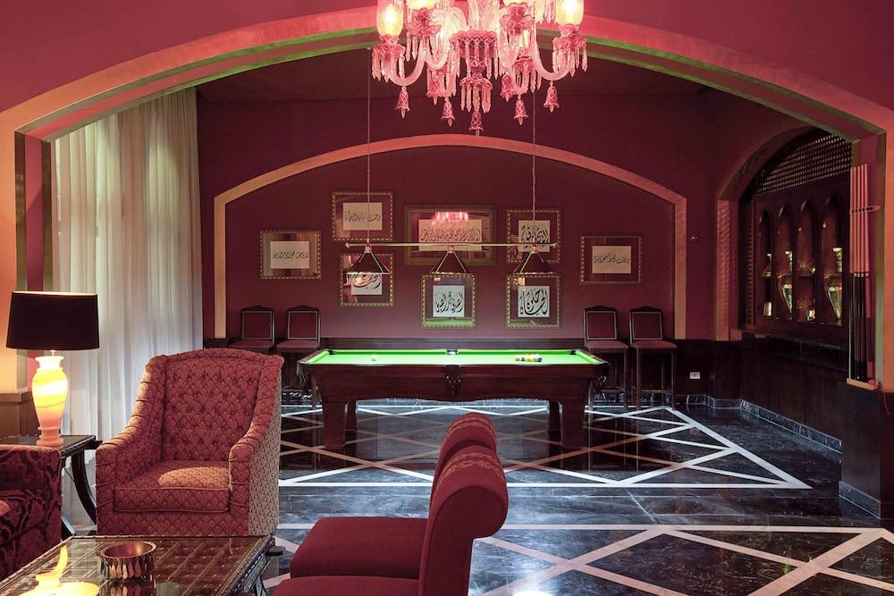 lounge