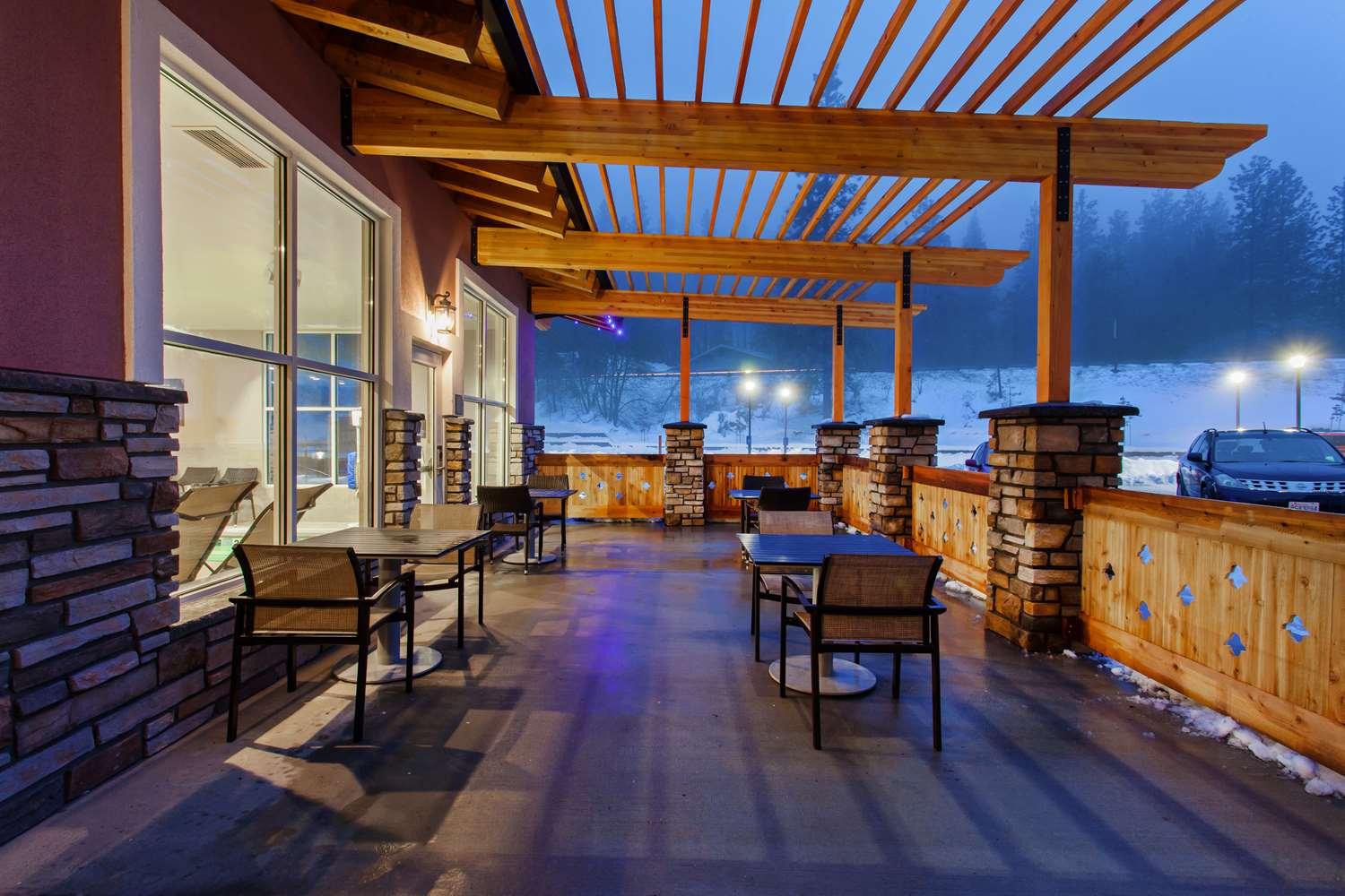 restaurant cafeteria