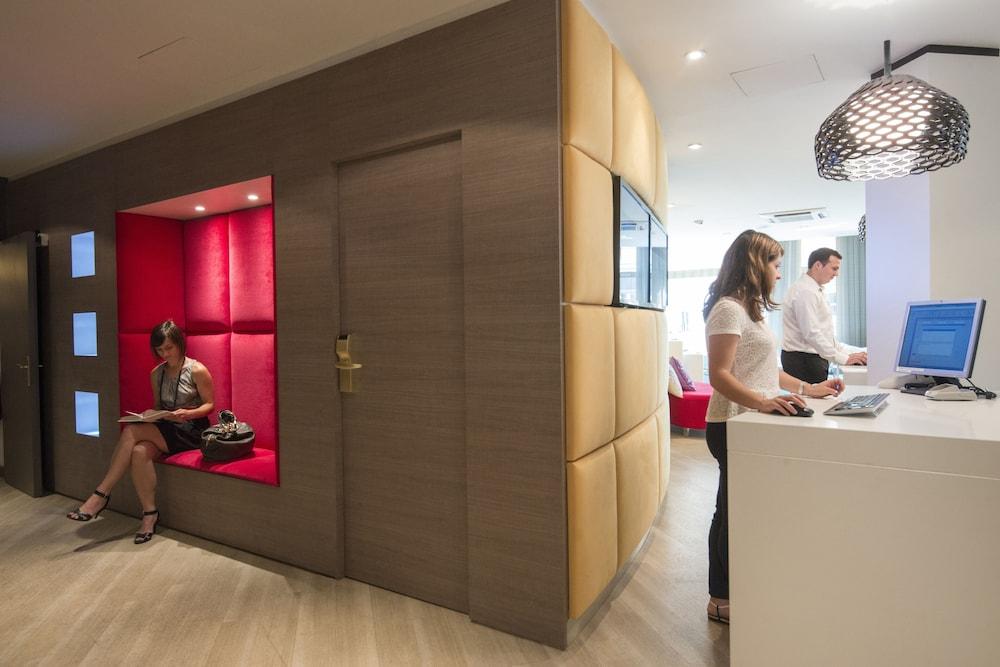lobby